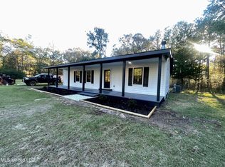 372 Flournoy Rd, Lucedale, MS 39452