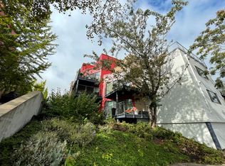 840 NW Naito Pkwy APT H6, Portland, OR 97209