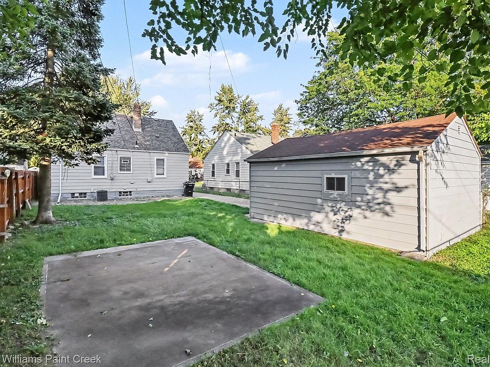 19396 Elkhart St, photo 20