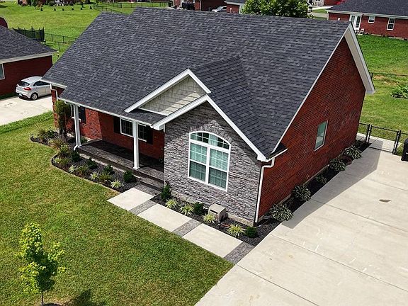 3rd image of 111 Durango Dr