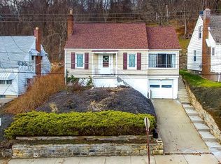 998 7th St, Beaver, PA 15009