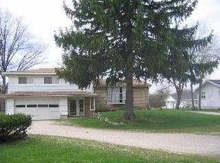 25273 Thompson Rd, Perrysburg, OH 43551