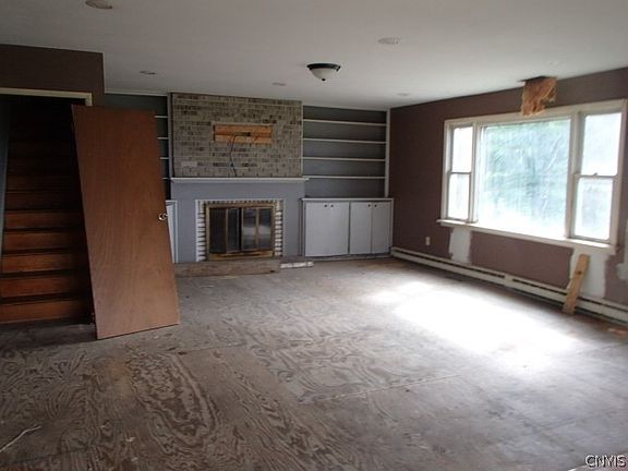 4th image of 190 Austin Hill Rd