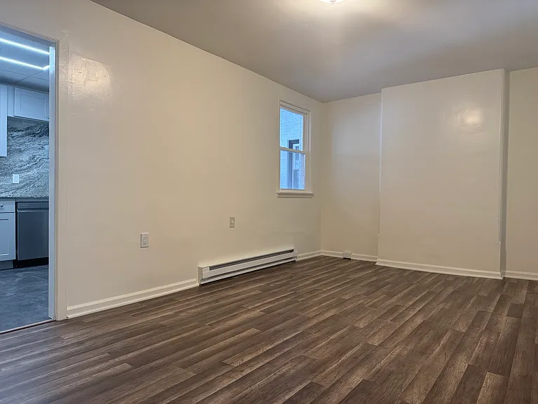 132-134 S 7th St #2 — Photo 11