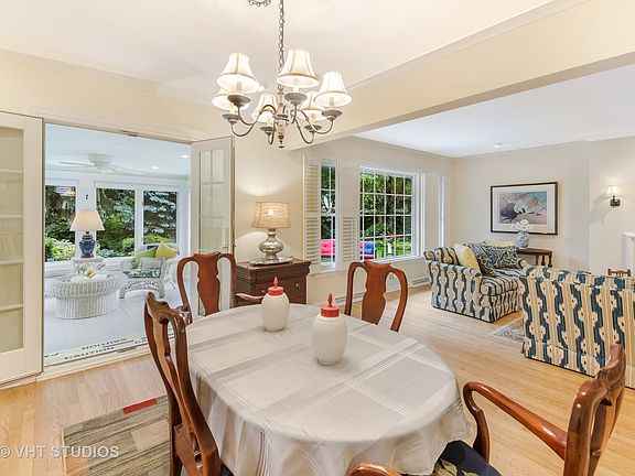 5th image of 444 Highcrest Dr