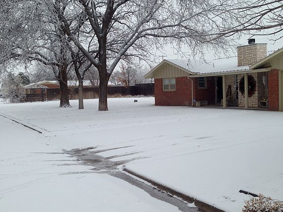 2nd image of 403 Avenue G