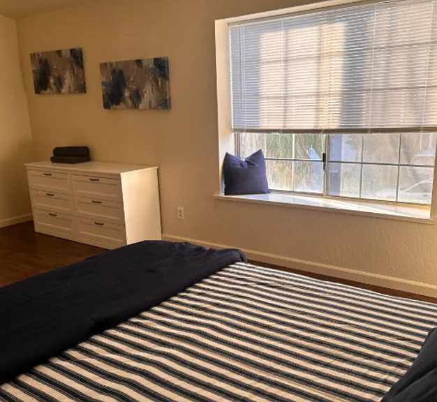 4304 Calcutta Way #6 — Photo 3