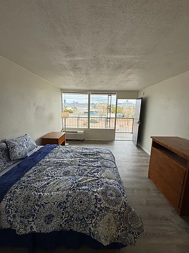 3016 E Andy Devine Ave #STUDIO Photo 1