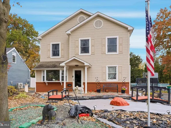 1156 Regina Ave, Bensalem, PA 19020