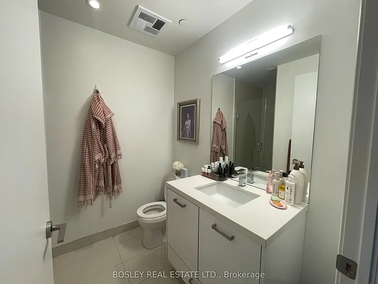 608 Richmond St W #606 — Photo 12