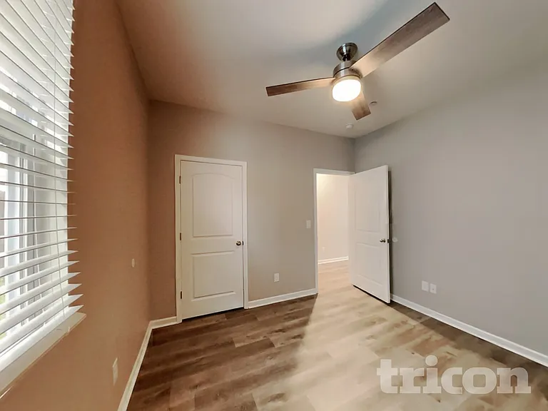 338 Victory Cir — Photo 13