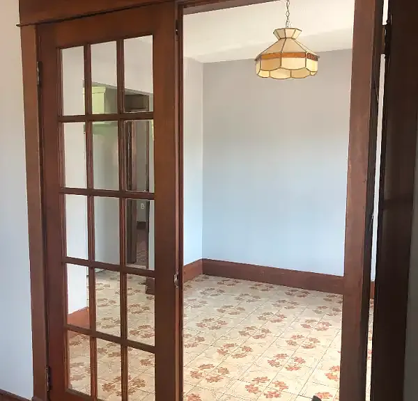 196 Maple Ave — Photo 2