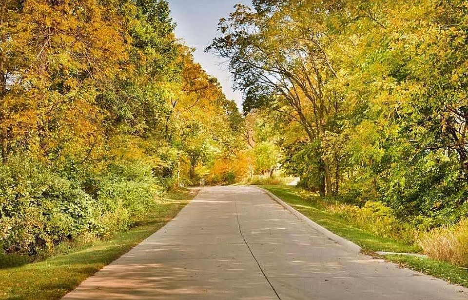 1st image of Glen Oaks Dr Lot 29