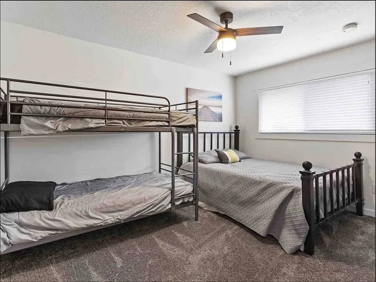 3263 Van Buren Ave — Photo 10