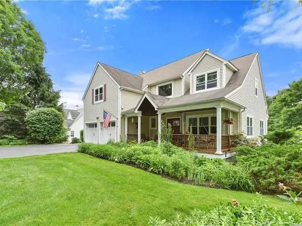 111 Scenic Dr W, Croton On Hudson, NY 10520