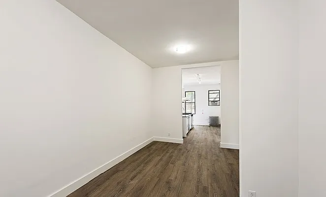 Rented by Nest Seekers International | media 9