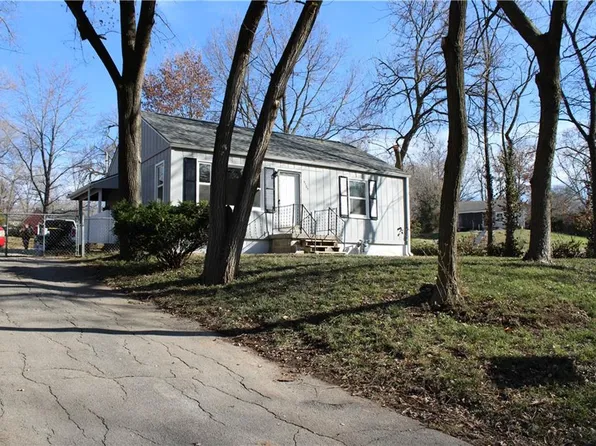 1505 Valley Rd, Kansas City, KS 66102