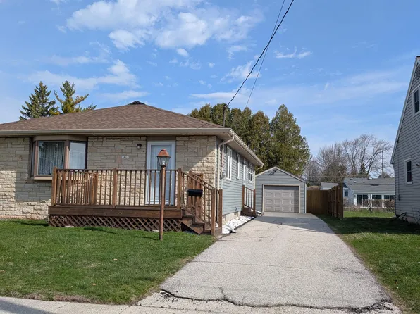 3612 W Marshall St, Manitowoc, WI 54220