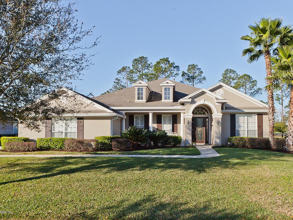 1st image of 293 Saint Johns Golf Dr