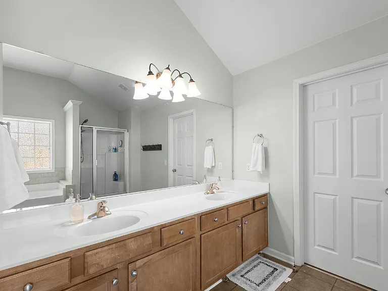 3947 Walnut Grove Way — Photo 27