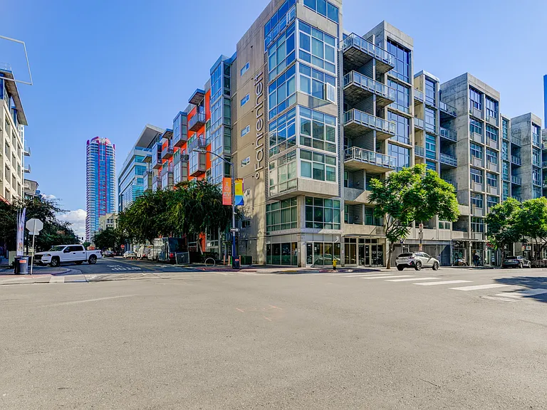 1025 Island Ave #403 — Photo 38