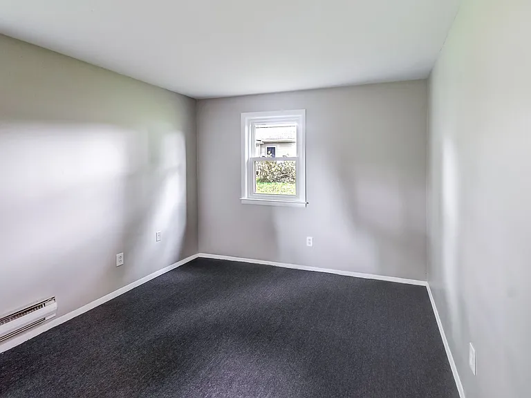 818 Riverside Dr #B — Photo 10
