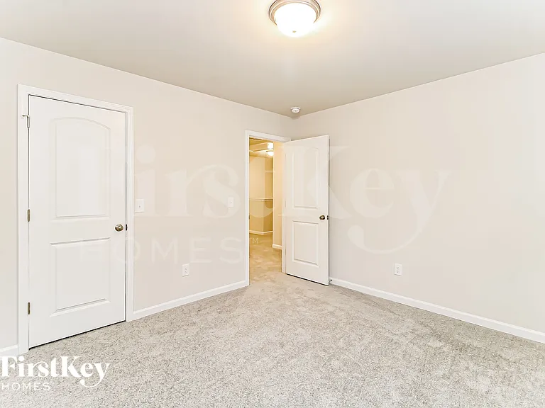 1136 Scarlett Dr — Photo 13