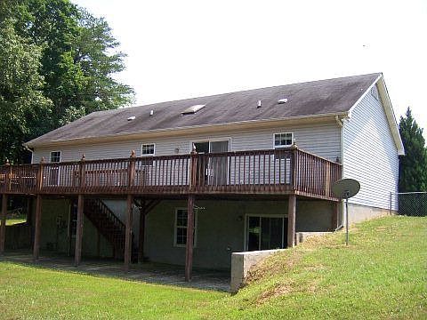 2nd image of 185 Joses Dr
