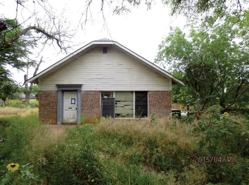 1st image of 505 N Mesquite St