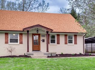 12316 Saint Clair Dr, Middletown, KY 40243