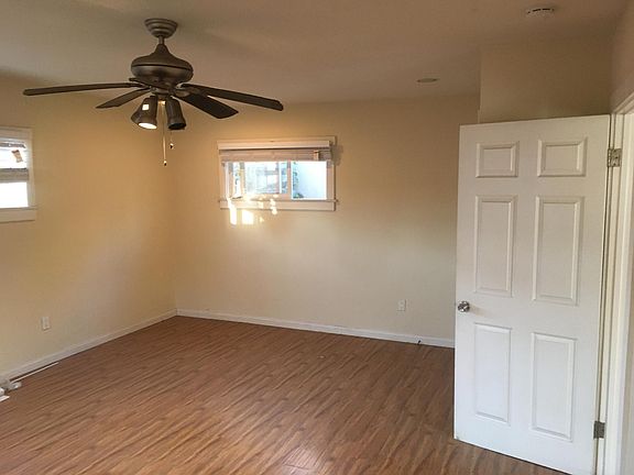 4th image of 764 W 113th St