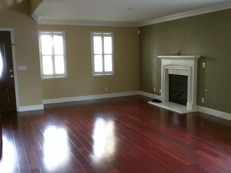 2599 S Fallbrook Dr — Photo 2
