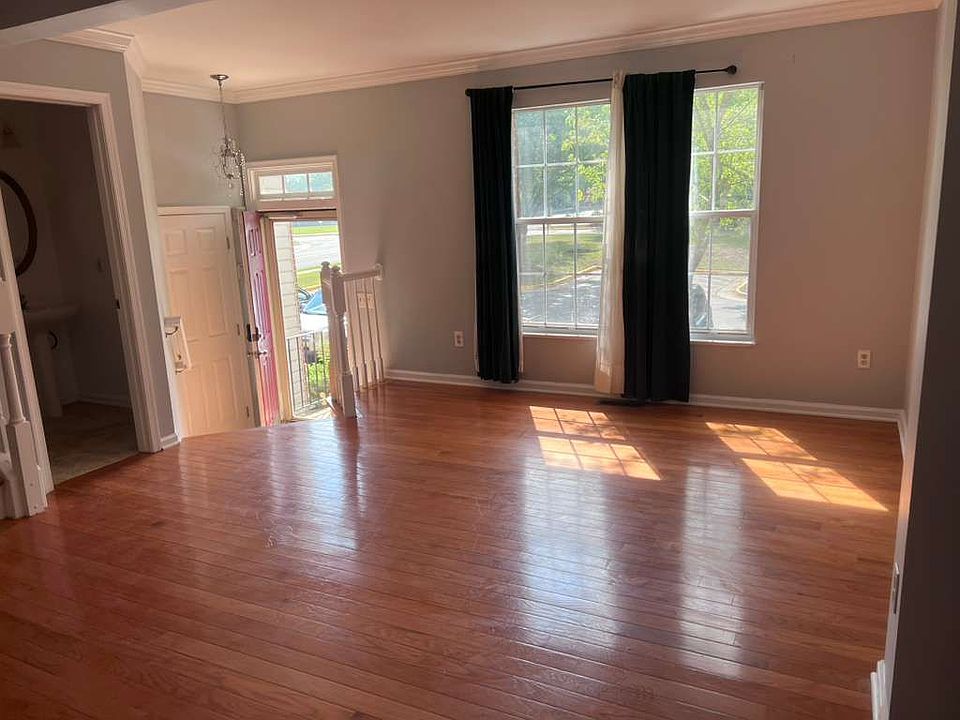 1st image of 6205 Abbottsbury Row