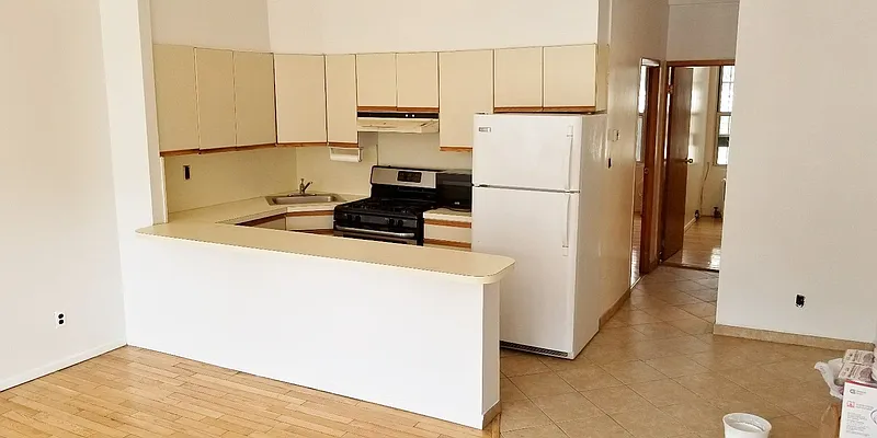 Rented by Azure Realty NY LLC | media 15