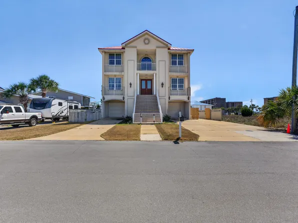 738 Starfish Ave, Fort Walton Beach, FL 32548