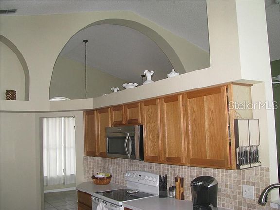 3rd image of 111 White Marsh Cir