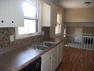 4th image of 6029 Foxwood Ln