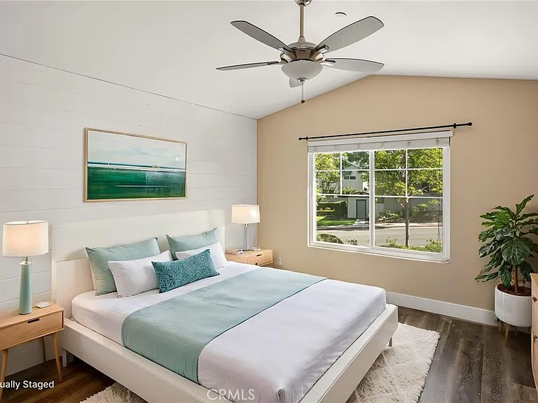 3441 E Berkshire Ct — Photo 37