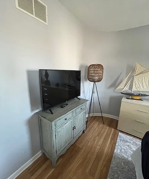 6 N Adams Ave #3 — Photo 19