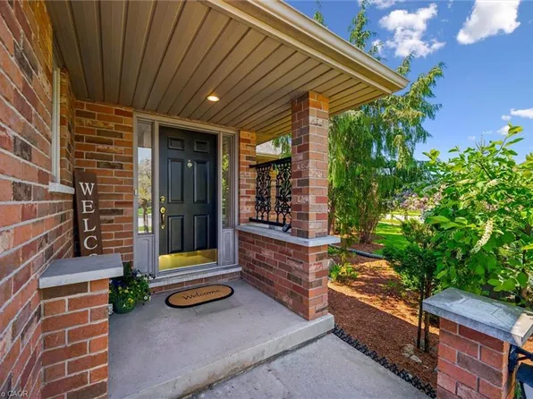 40 Gibbs Cres, Guelph, ON N1G 5B7