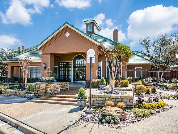 2nd image of 3400 Pebble Beach Way APT 3038