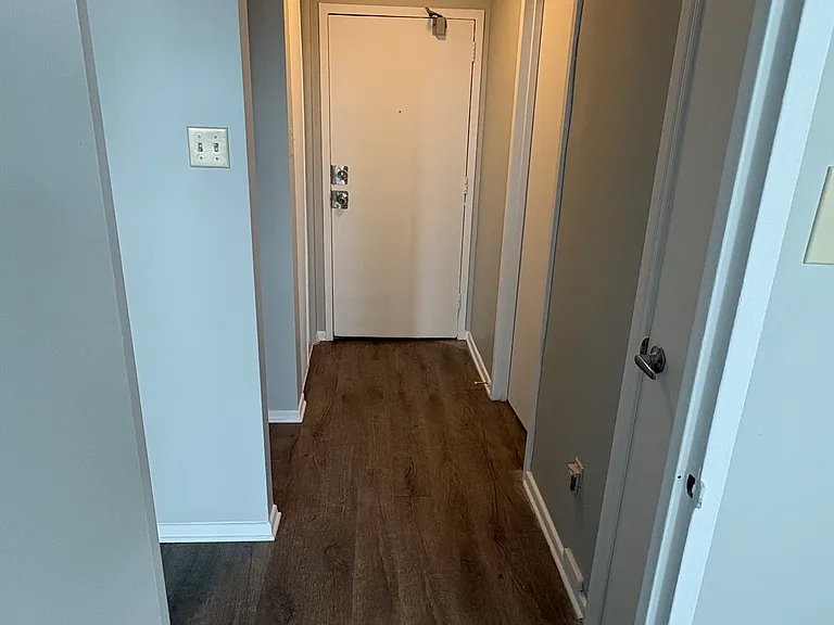 52 Bayswater Ave — Photo 6