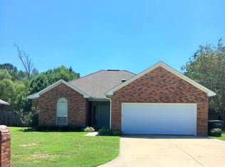 11826 Curlew Dr, Ocean Springs, MS 39564