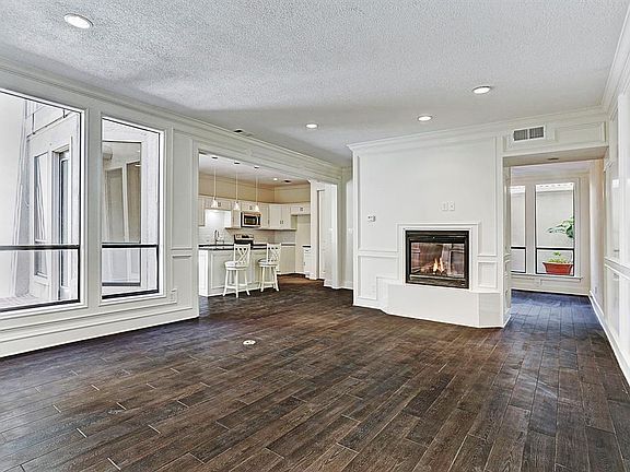 4th image of 15743 Tanya Cir