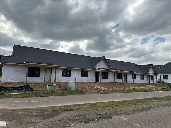 4th image of 2273 Lake Road