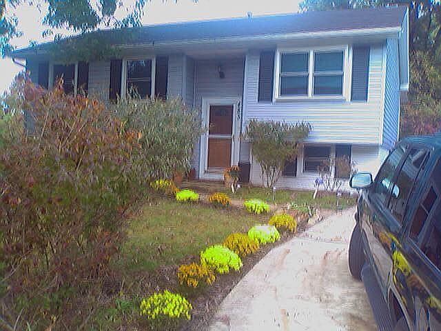1st image of 483 Kenora Dr