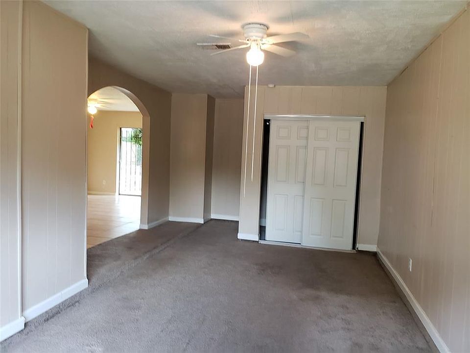 1st image of 3115 Trail Lake Dr