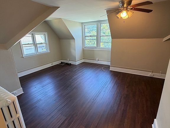 3rd image of 400 Linwood Ave APT 5