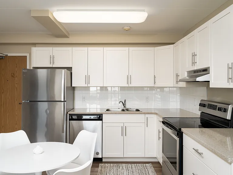 135 Niakwa Rd — Photo 11