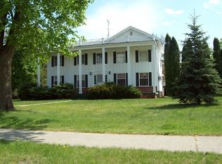519 W Broad St, Chesaning, MI